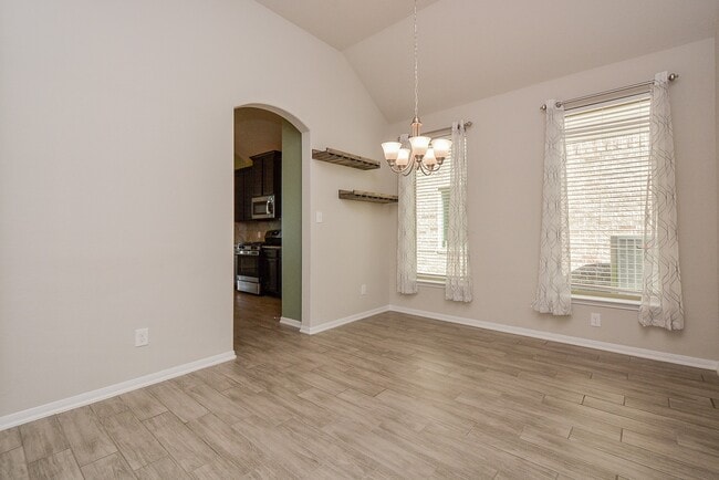 Building Photo - 14615 Sycamore Side Wy