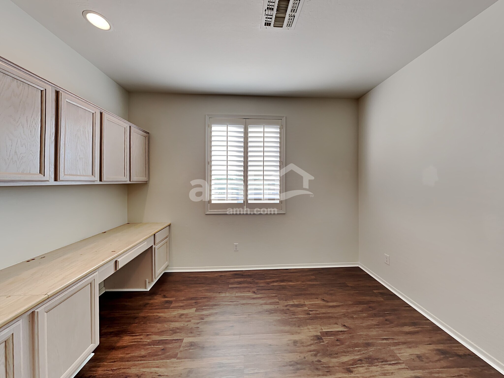 Building Photo - 6829 W Yearling Rd