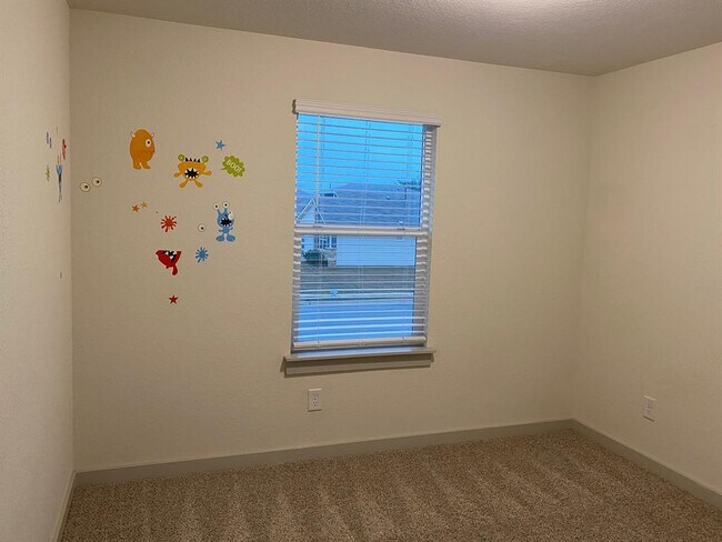 Building Photo - 121 Parryi Cove