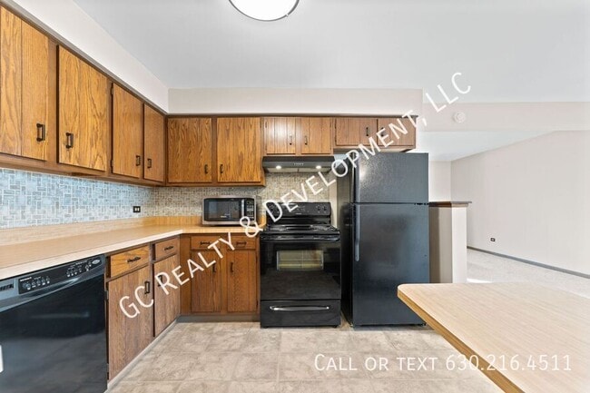 Building Photo - 1513 N La Grange Rd