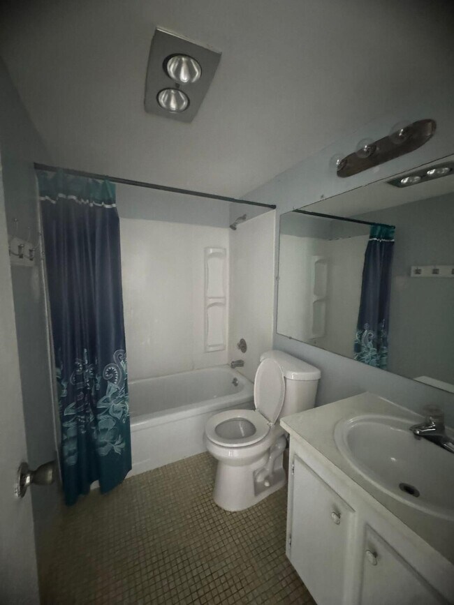 Building Photo - 178 Cambridge H