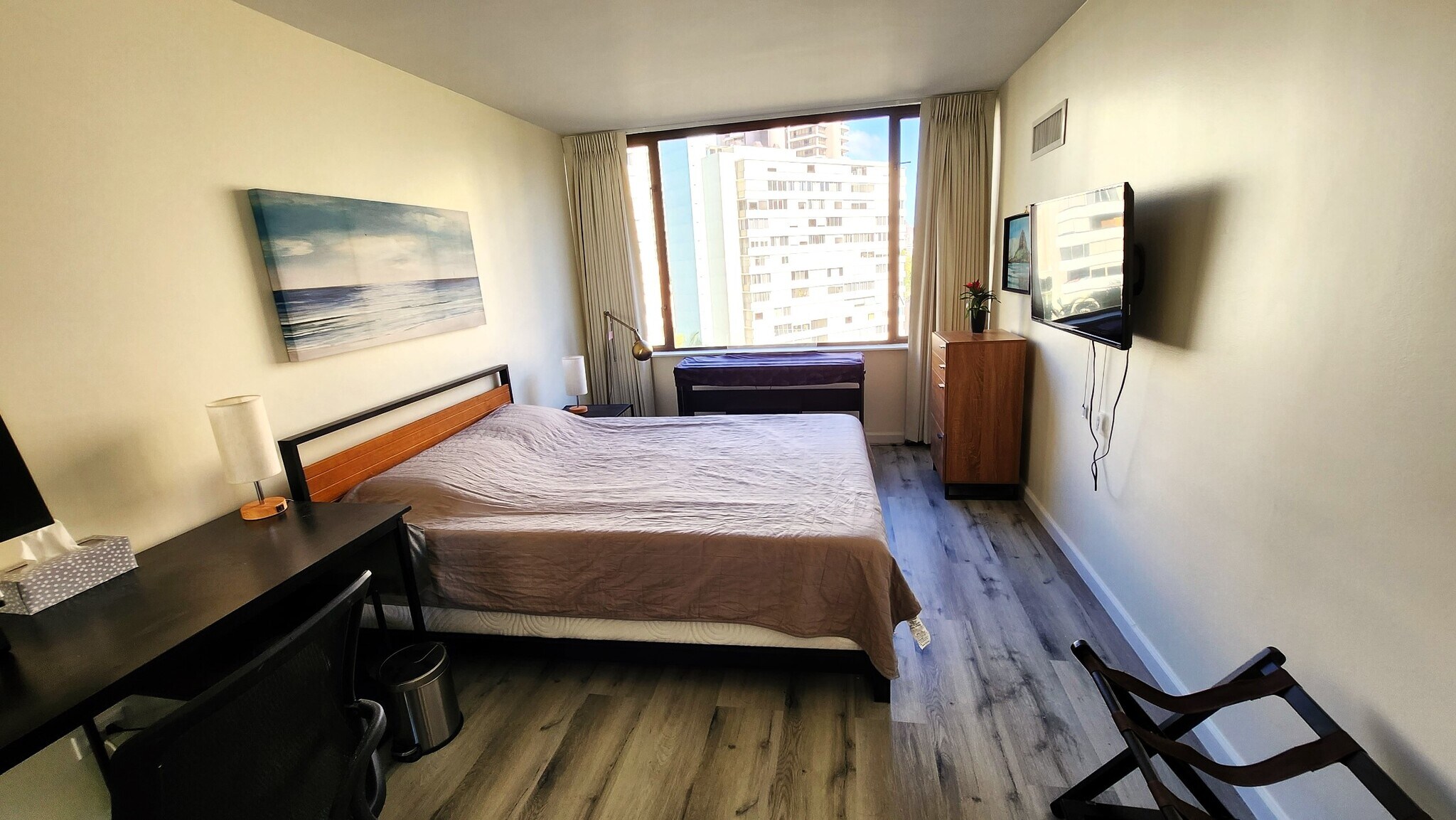 Building Photo - 411 Hobron Ln