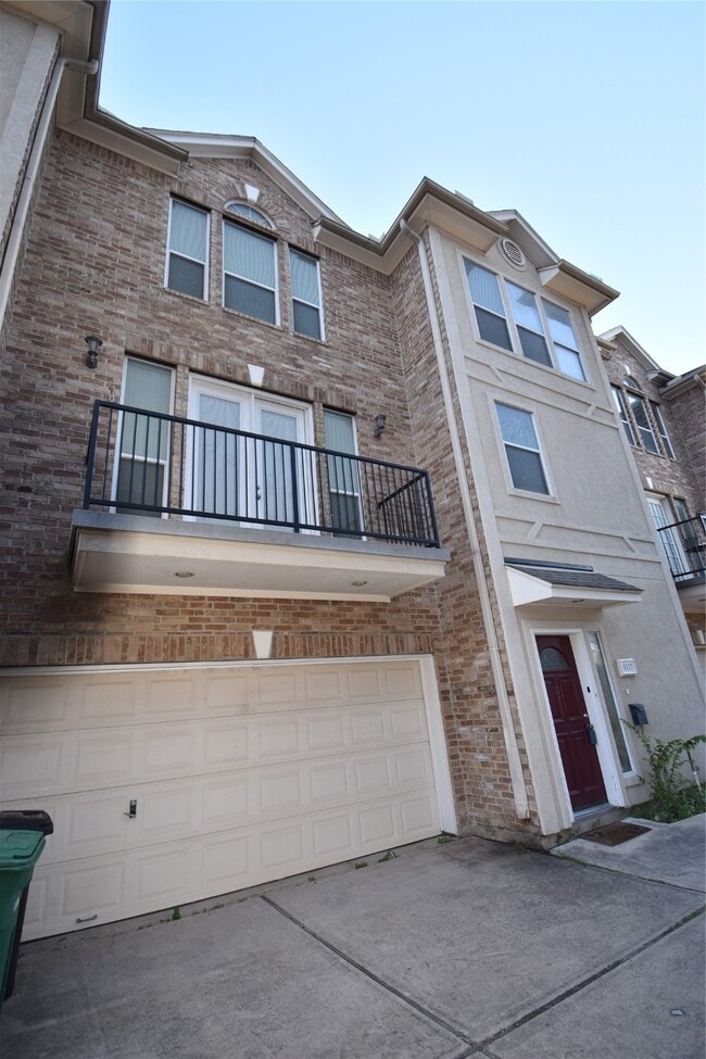 Building Photo - 1117 Malone St