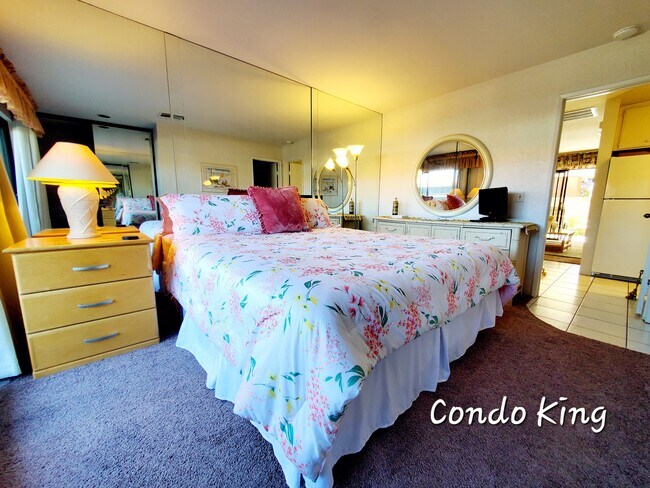 Building Photo - 470 S Calle Encilia