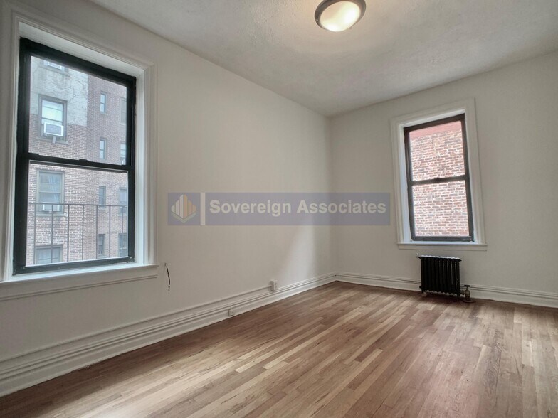 Building Photo - 615 Fort Washington Ave