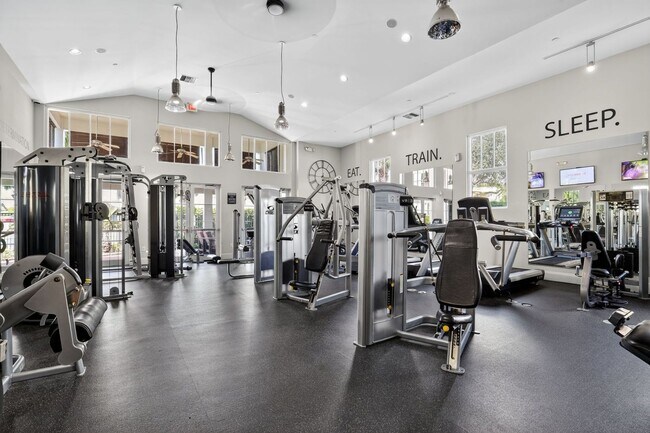 Building Photo - 4 Bedroom Townhome in West Palm Beach