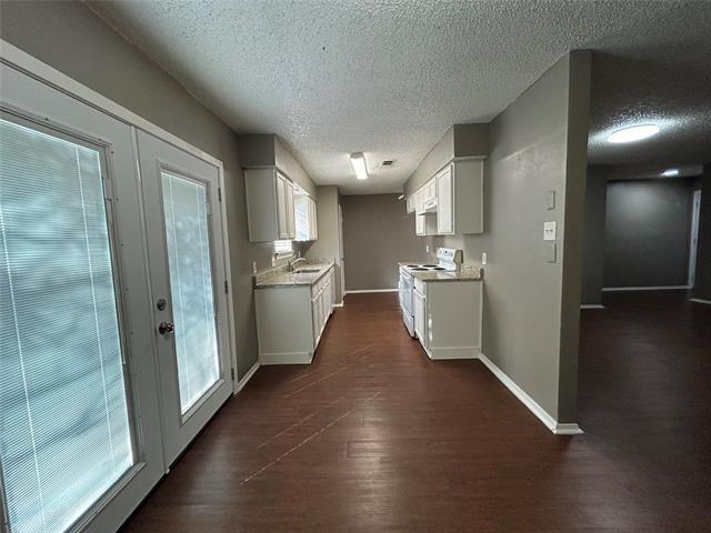 Building Photo - 625 Edwards Dr