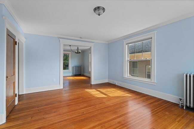 Building Photo - 809 Edgewood Ave