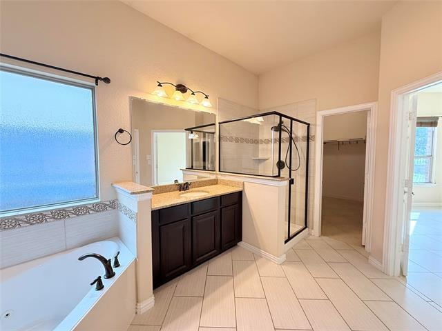 Building Photo - 2508 Barranca Way