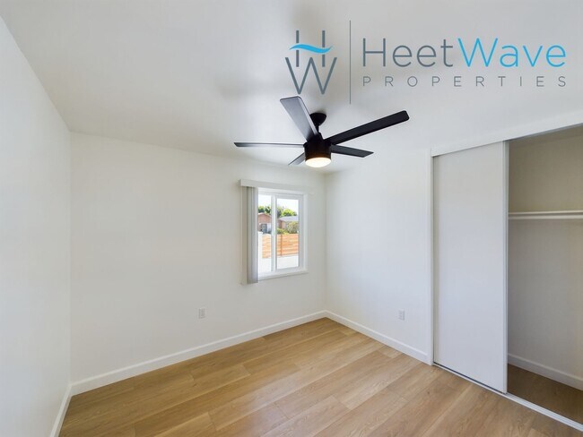 Building Photo - SB - 3252-3254 Jemez Dr.