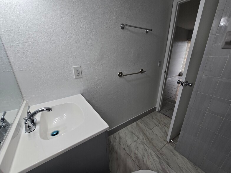 Building Photo - 4715 NW 7th St