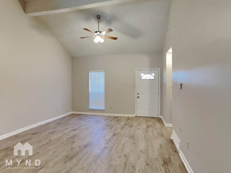 Building Photo - 3946 Misty Lake Cove