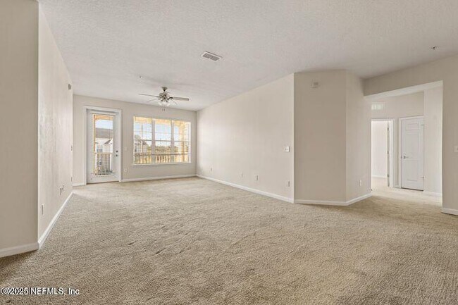 Building Photo - 11251 Campfield Dr