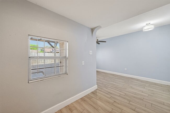 Building Photo - 7454 Navidad Rd