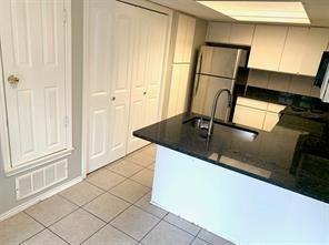 Building Photo - 18040 Midway Rd