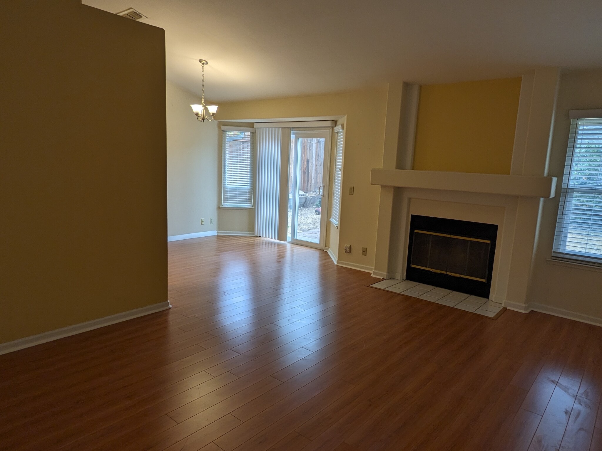Building Photo - 224 Berry Oak Ct
