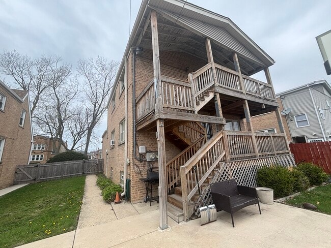 Back of building - 1125 Bohland Ave