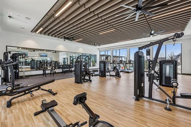 Building Photo - 1951 Painted Trl