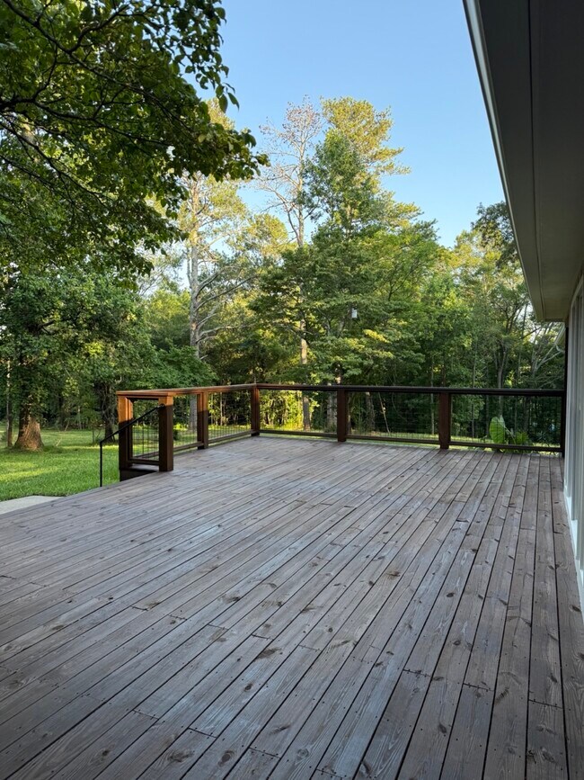 Building Photo - 233 Ranchwood Trail