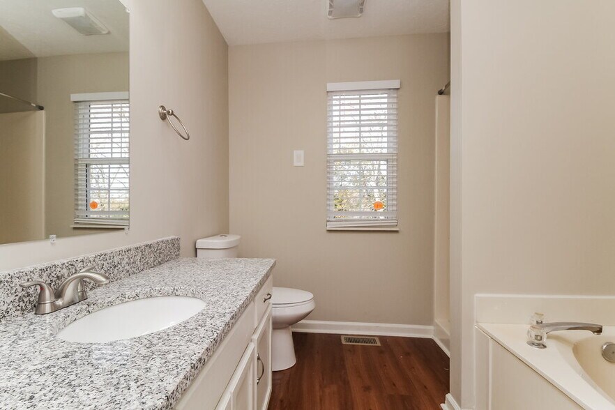 Building Photo - 720 Ansley Ct