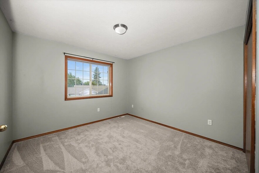 Building Photo - 3415 S Morrill Dr