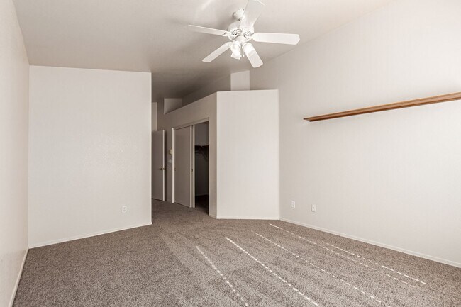 Building Photo - Beautiful Single-Level Home in Prime Locat...