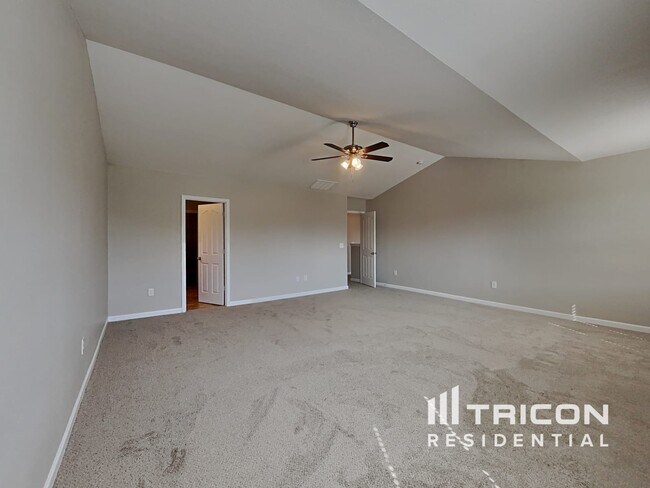 Building Photo - 314 Botanical Ct