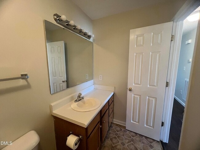 Building Photo - 500 Chinaberry Ln