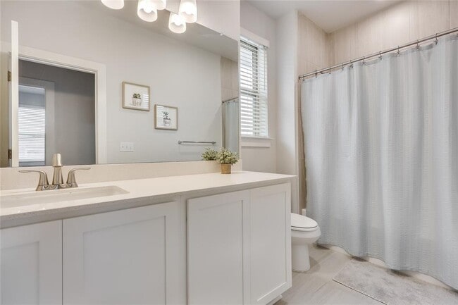 Building Photo - 8608 McKamy Dr