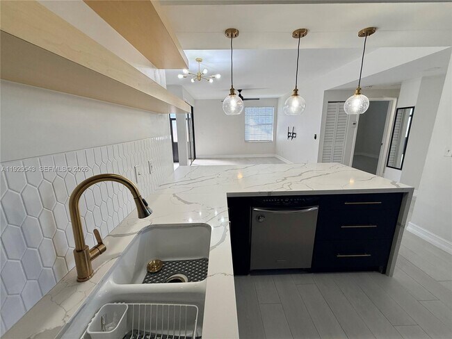 Building Photo - 11864 NW 11th St