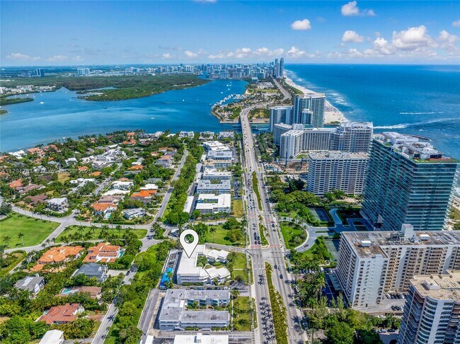 Building Photo - 10190 Collins Ave
