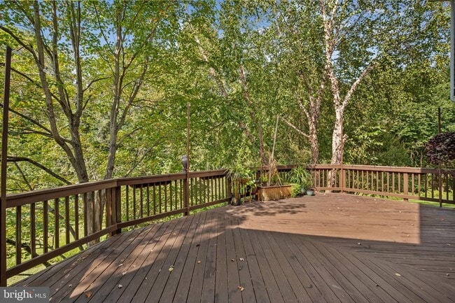 Building Photo - 306 Nova Ct