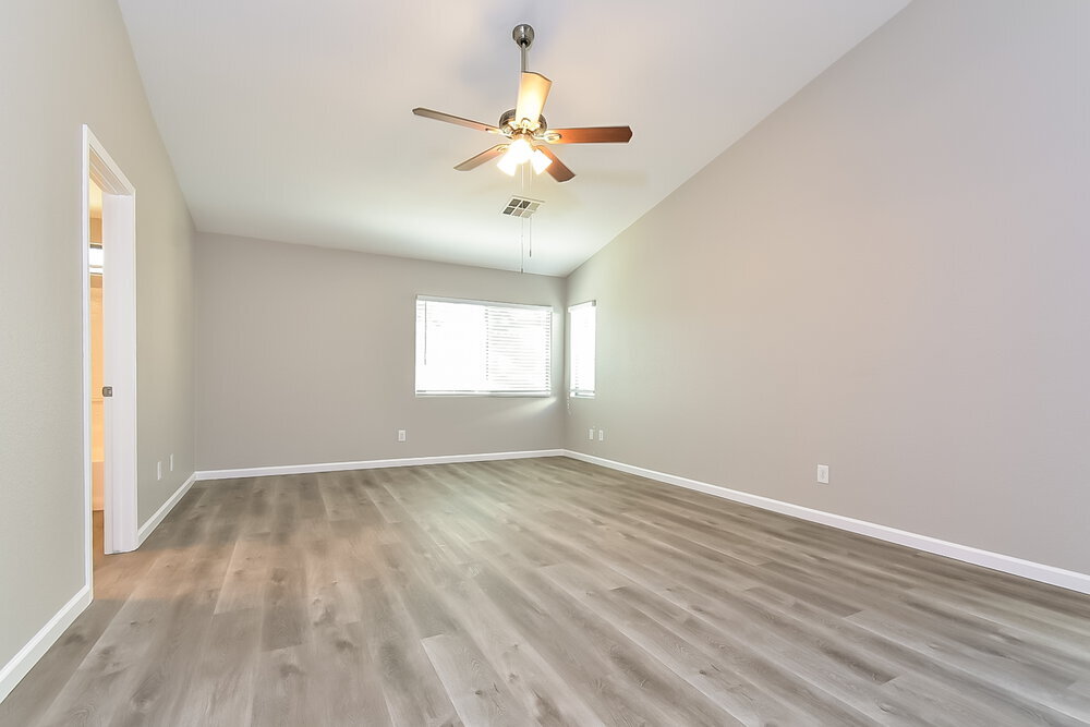 Building Photo - 621 W Bright Lights Ave