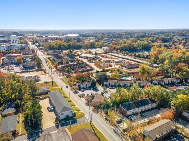 Building Photo - Victory Condominiums