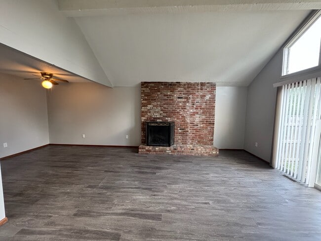 Building Photo - 11309 Calico Dr
