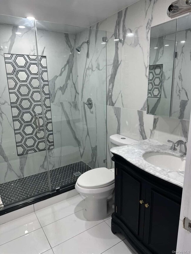 Building Photo - 66 Valentine St