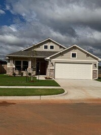 Building Photo - 3213 Hunt Ln