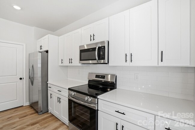 Building Photo - 3031 Breslin St