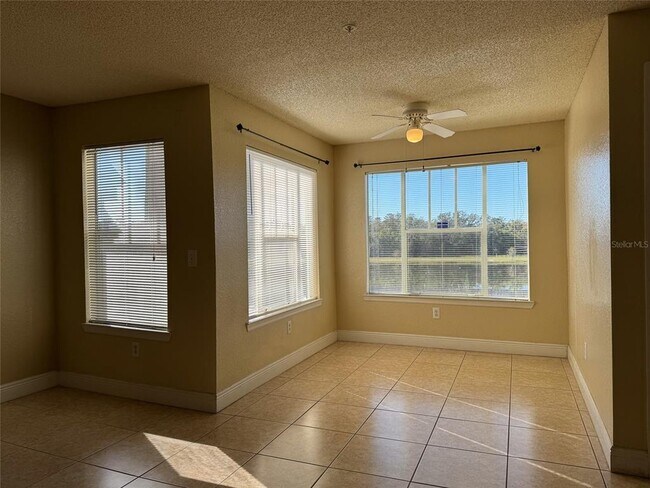 Building Photo - 2216 Grand Cayman Ct