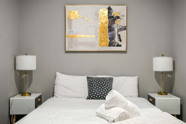 Building Photo - 800 Penn Ave