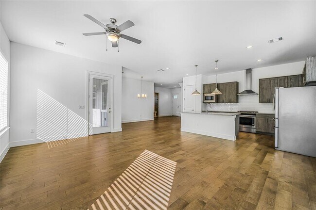 Building Photo - 7808 Ryans Way