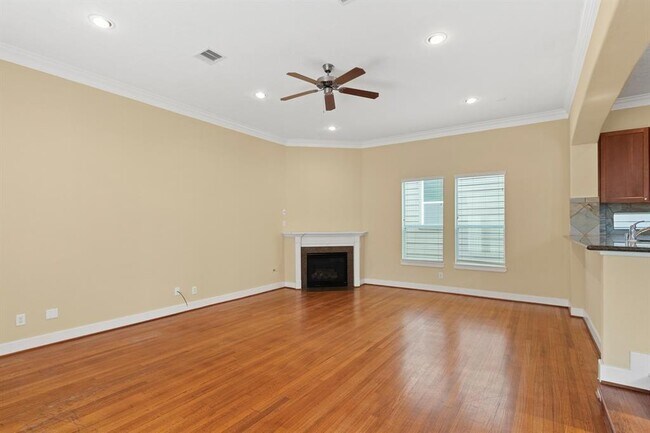 Building Photo - 5734 Kansas St