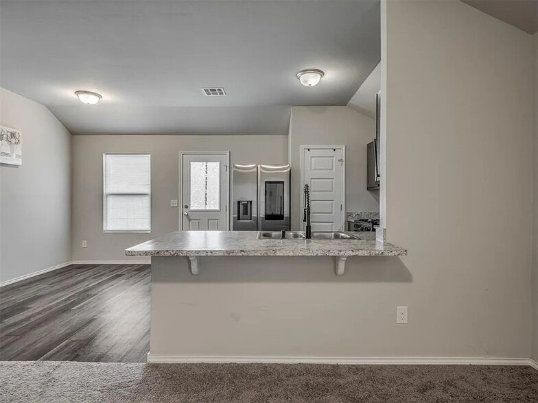 Building Photo - 11609 NW 95th St