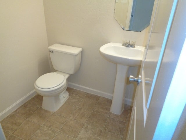 Building Photo - 11310 Seven Sisters Dr