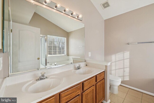 Building Photo - 14505 Pleffner Ct