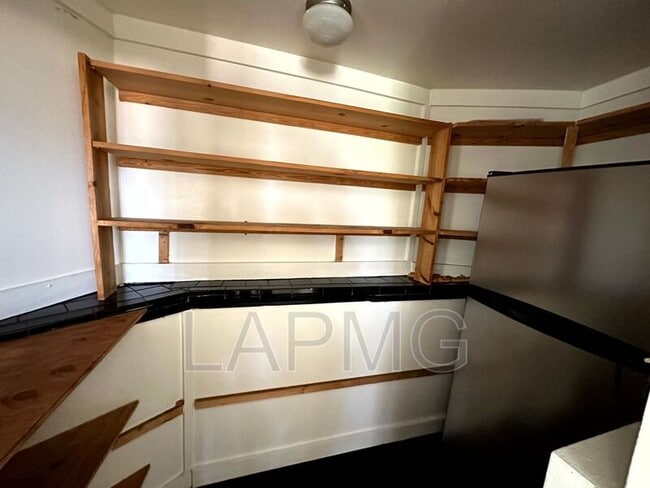 Building Photo - 2434 Echo Park Ave