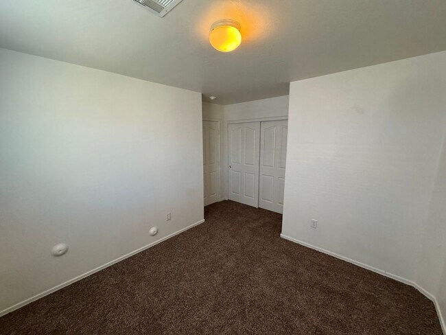 Building Photo - 3925 W Maldonado Rd