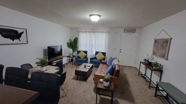 Building Photo - 1510 E Henry St