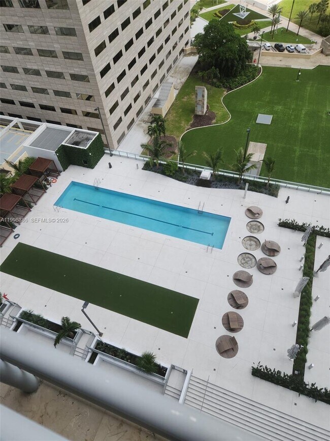 Building Photo - 325 S Biscayne Blvd