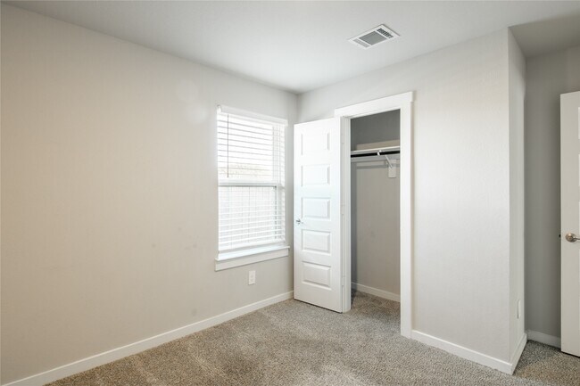 Building Photo - 7226 Telford Holw Trl